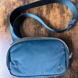 Lululemon velour belt bag